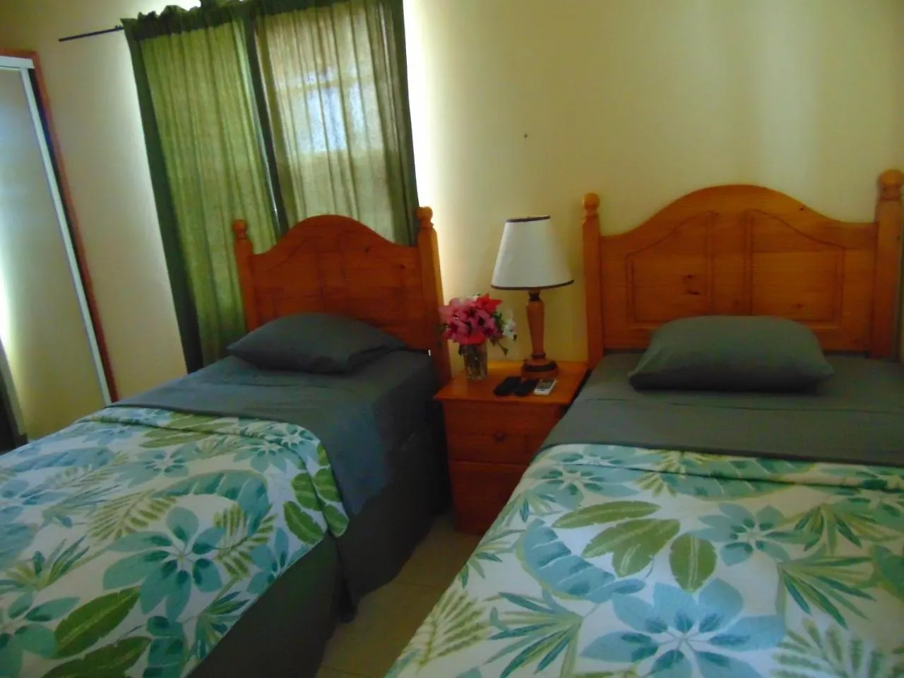 Апарт отель Antigua Seaview St. John's 3*,  Антигуа и Барбуда